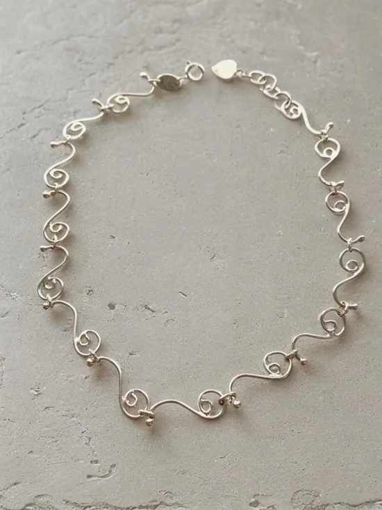 Silpada Silver Swirl Ankle Bracelet Tiny Bead Accents - Picture 2 of 5